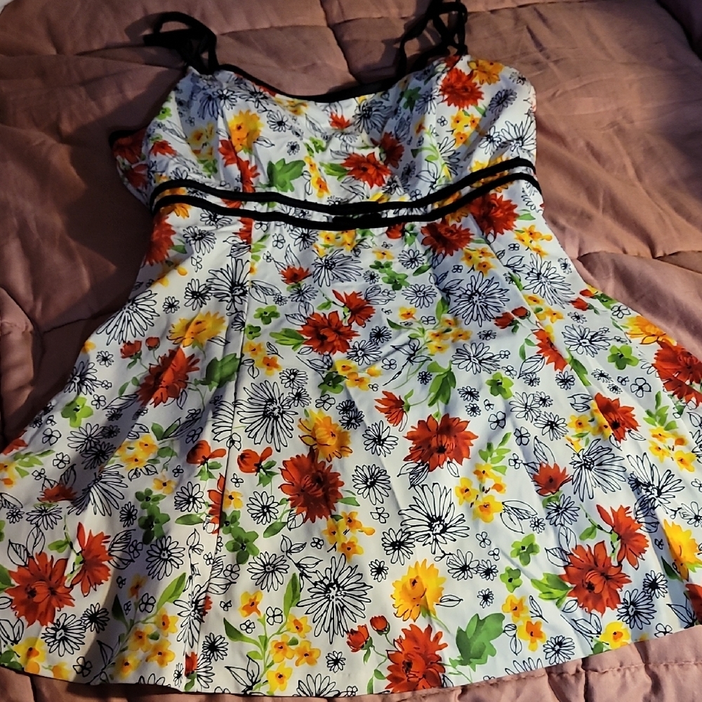 Floral Print BATHING SUIT NEVER WORN !! IT FIGURES  brand from LORD&TAYLOR